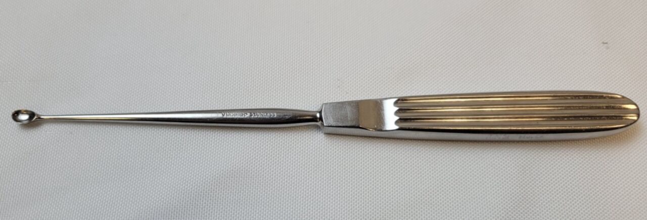 V. MUELLER Sizes 1-4 w/ Case 4-Pc ENT Curette Set — photo 3