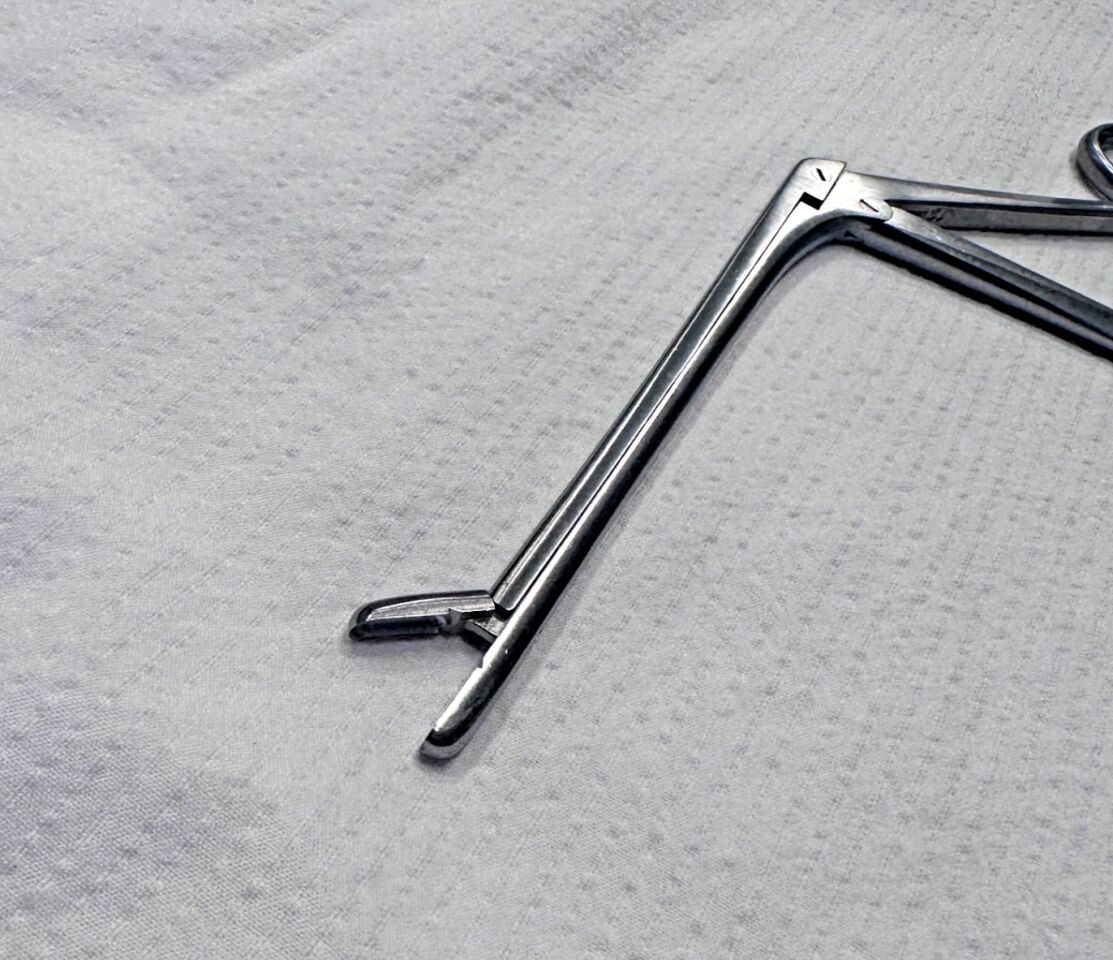 CODMAN 53-1300 4.5x10mm Bite 4.75" Caspar Pituitary Straight Rongeur — photo 2
