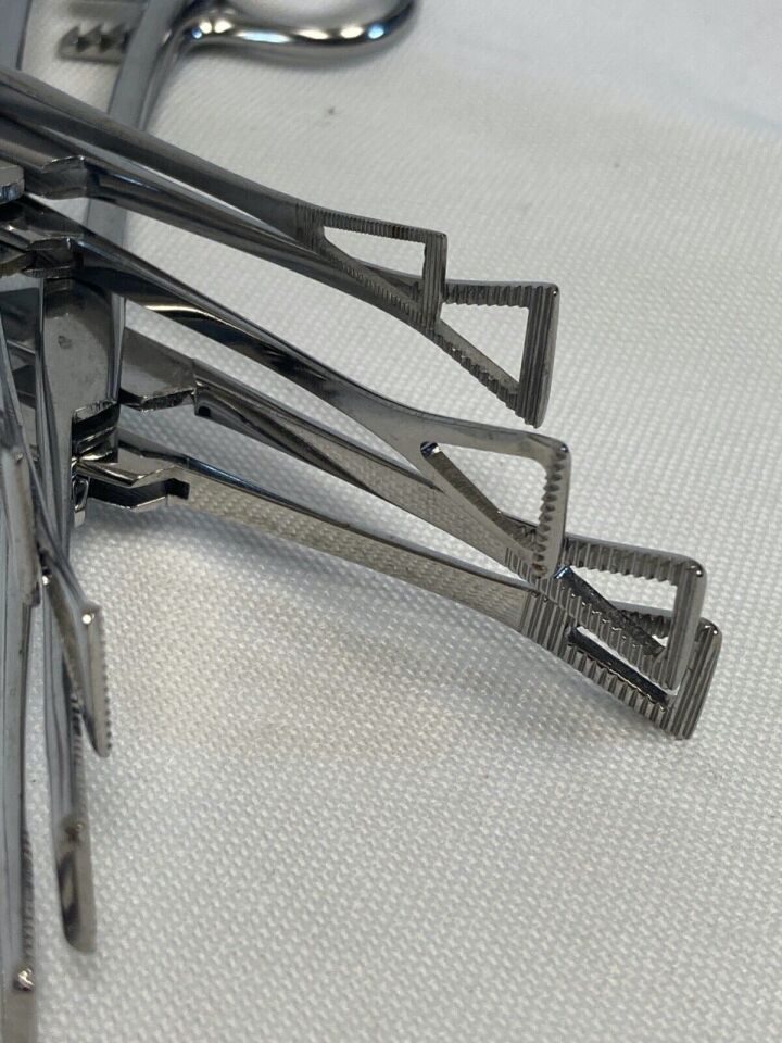 SKLAR 6.5" Straight Pennington Grasping Forceps - Set of 5 — photo 5