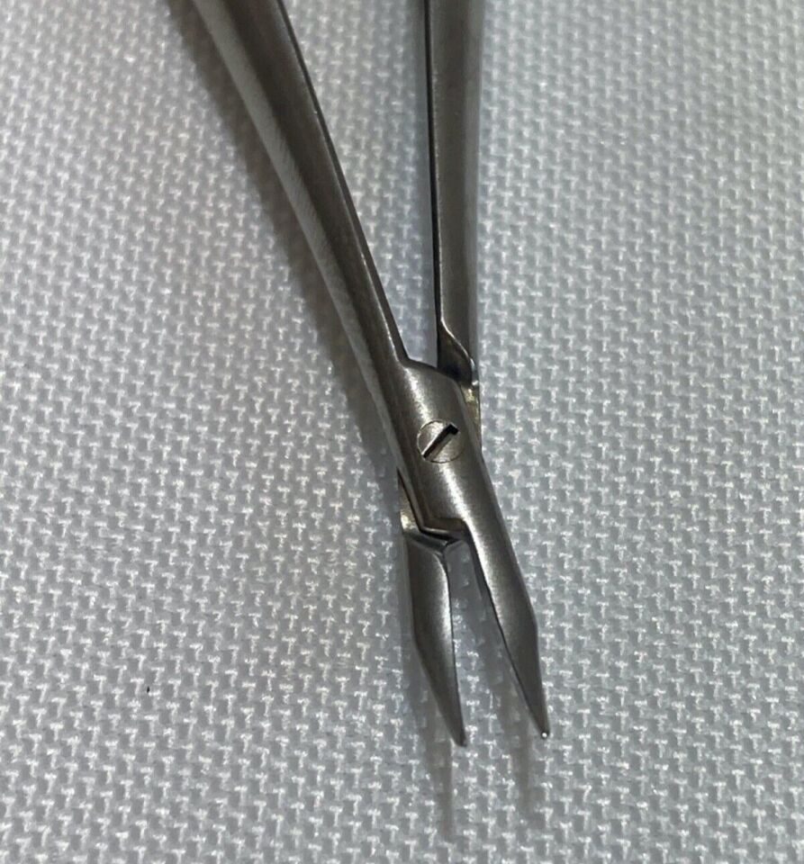 ACCURATE ASSI.B188 Micro Needle Holder Curved 0.4mm Jaw 8mm Round Handle L:18cm — photo 4