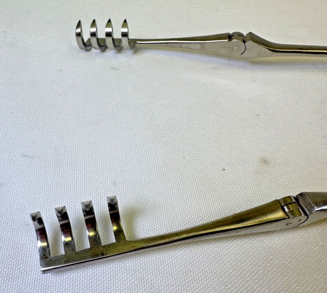 V. MUELLER SU3190 Beckman Thyroid Goiter Retractors — photo 5