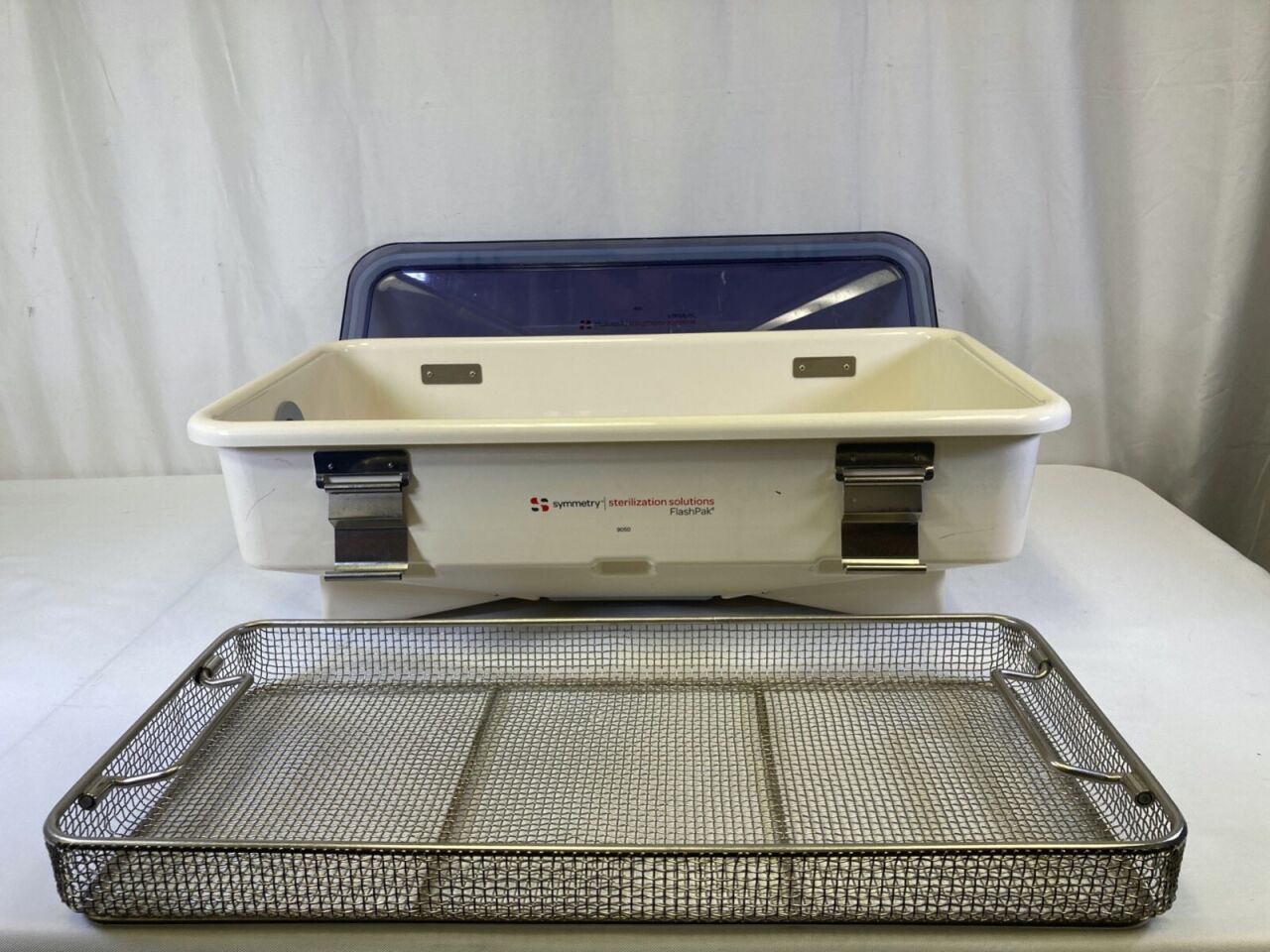 SYMMETRY 9050 FlashPak XL 24.5" x 12.5" x 9" Surgical Cases — photo 4