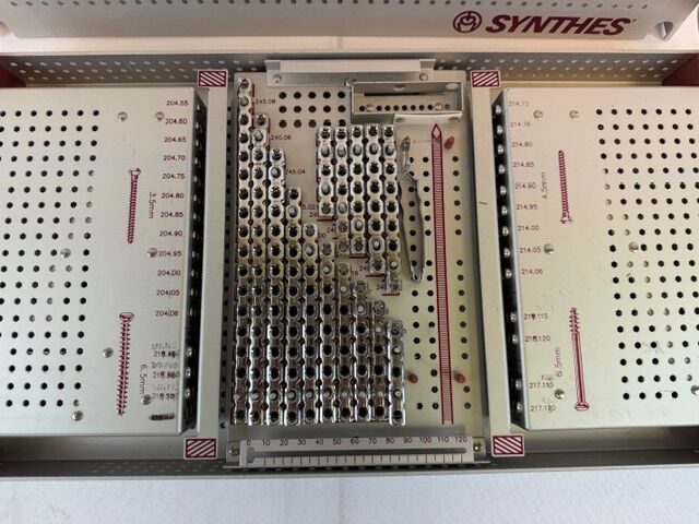 SYNTHES  Pelvic Implant Set — photo 6
