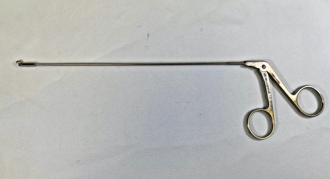 MILLENNIUM SURGICAL 15-8591U Kleinsasser Biopsy Cup Angled Up 4mm x 23cm — photo 1