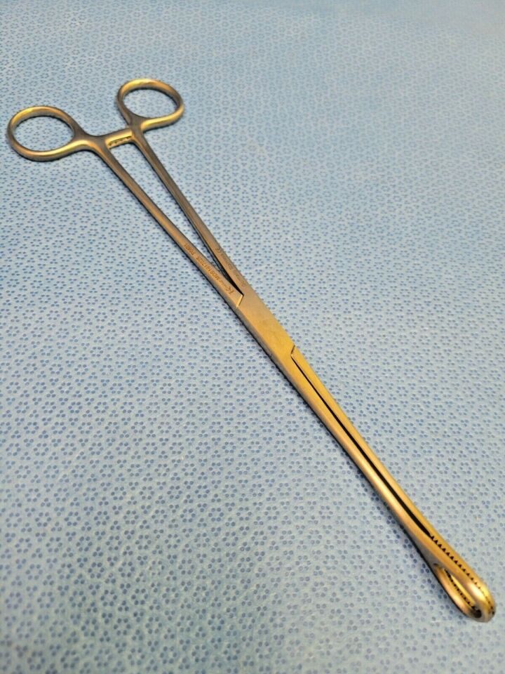MEDLINE MDS1617025 Foerster Sponge Forcep, Straight Serrated, 9.75" — photo 4