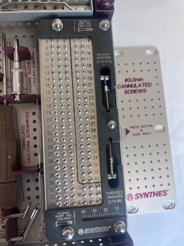 MITEK  3.0mm Cannulated Screw Set A — photo 3