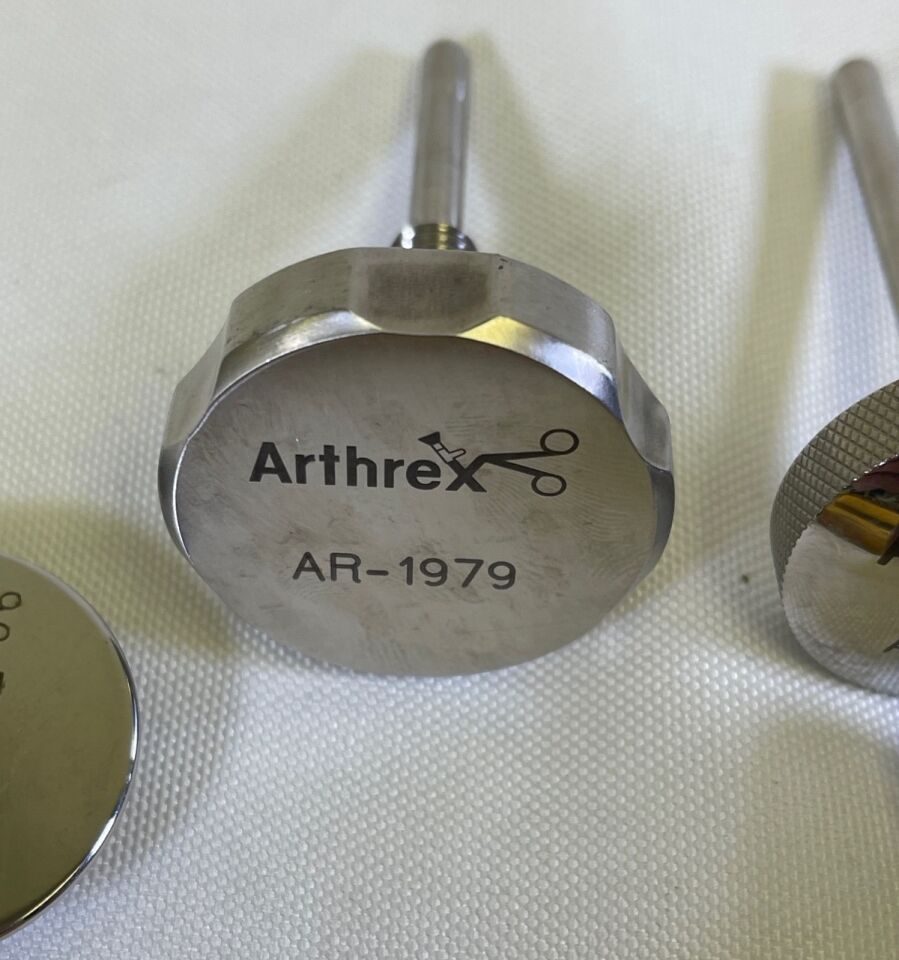 ARTHREX AR-1415T OATS Chuck Handle & Extras — photo 4