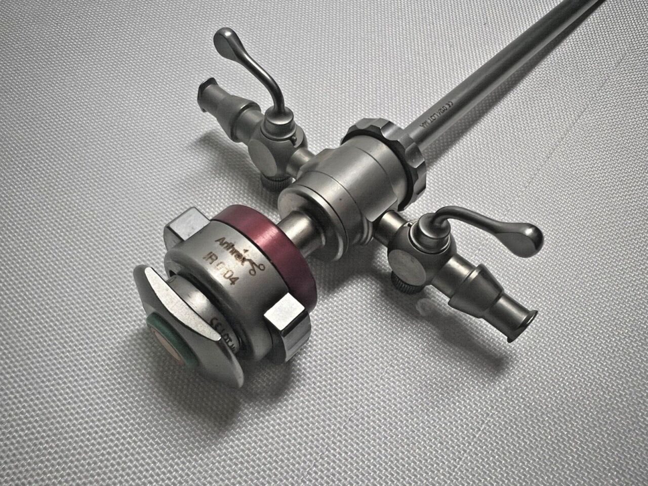ARTHREX IR0104 & IR0200 Dual Rotating Valve Arthroscopic Cannula & Obturator Set — photo 5