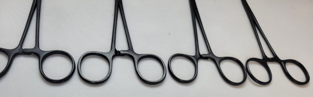 CODMAN 33-4001 Lot of 4 Halsted Mosquito Hemostatic Forceps Curved 5" — photo 5