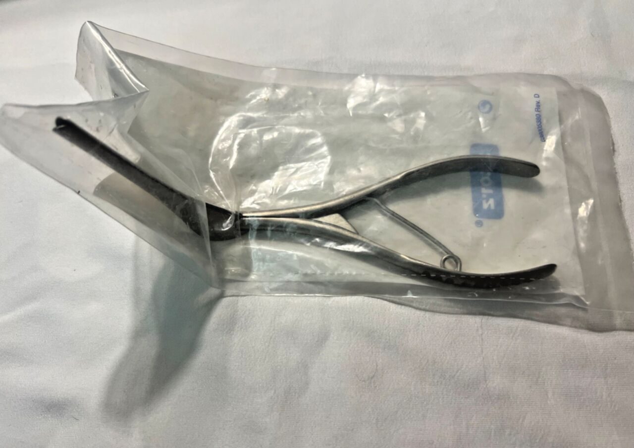 BAUSCH & LOMB/STORZ N2183 ENT Septum Speculum 76mm Blades x 5.9" Length
