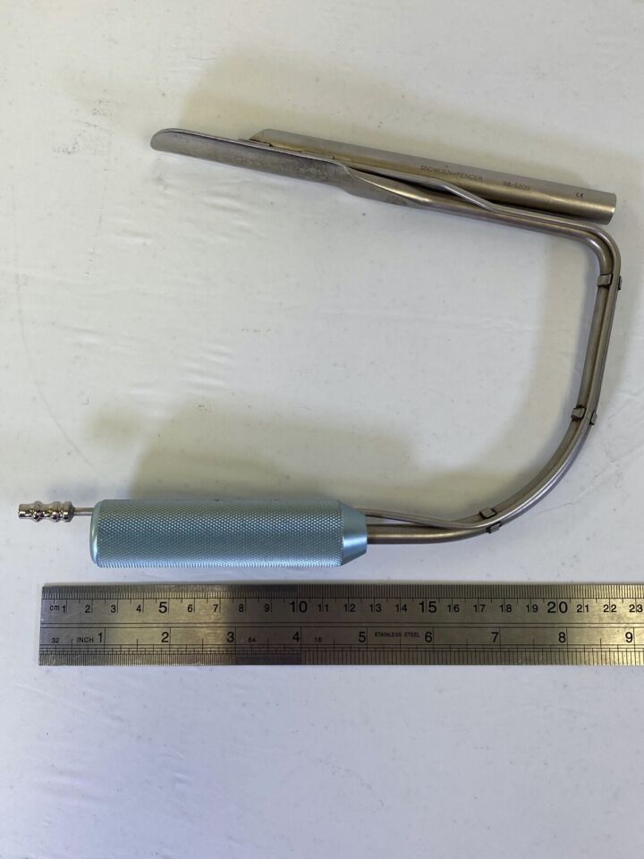 SNOWDEN-PENCER 88-5200 Emory Endo Plastic Retractor w/ Suction 3" x 1" Blade — photo 12