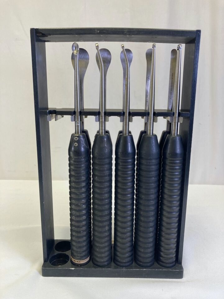 CODMAN Karlin XL Magnum Ring Curettes & Elevator w/ Holding Case Set