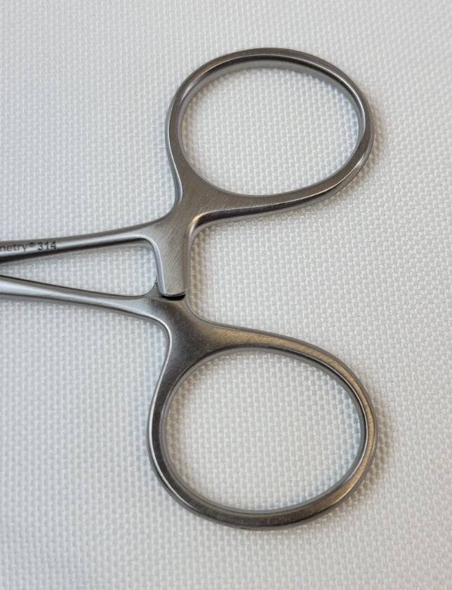 SYMMETRY 17-5508 Backhaus Towel Clamp, Sharp Tips — photo 4