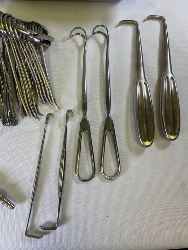 PILLING WECK  27 Piece Thyroid Instrument Tray w/ Sterilization Pan ENT — photo 3