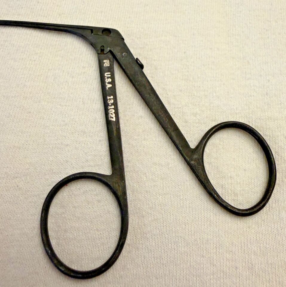 RICHARDS 13-1027 Cupped Ebony Alligator ENT Forceps Up Angled — photo 5