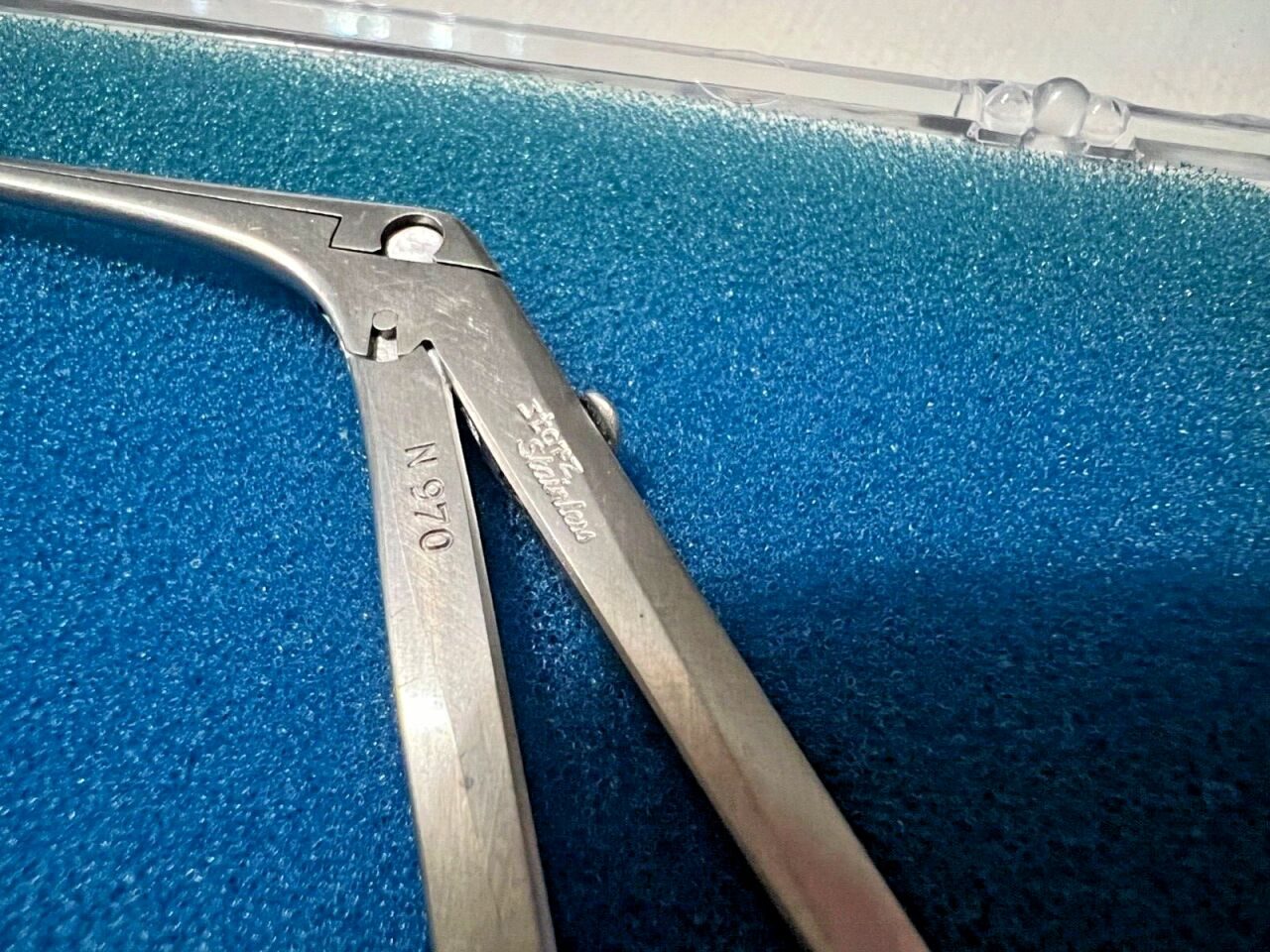 KARL STORZ N970 3-1/4" Hartman-Herzfeld Mini ENT Cup Forceps w/ Case — photo 4