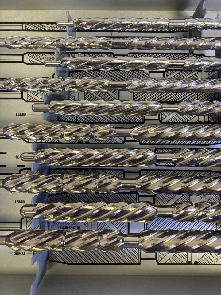 HOWMEDICA STRYKER 6266-9-905  Straight I.M. Reamers  Total Hip Instruments — photo 4