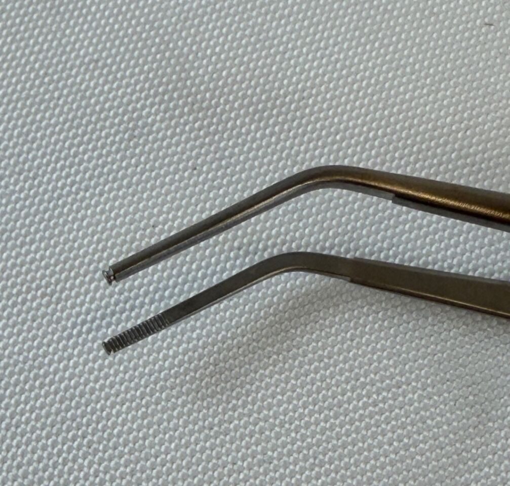 STRYKER 62-18110 CMF Holding Forceps Angled Tips Orthopedics Neurology — photo 3