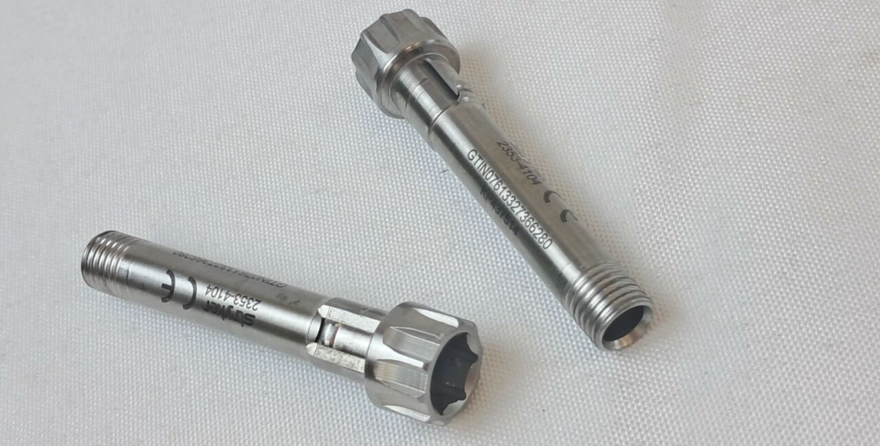 STRYKER 2353-4104 Lot of 2 Nail Holding Screw