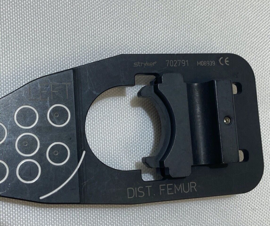 STRYKER 702791 AxSOS Shaft Hole Locator Distal Femur L & R Trial — photo 2