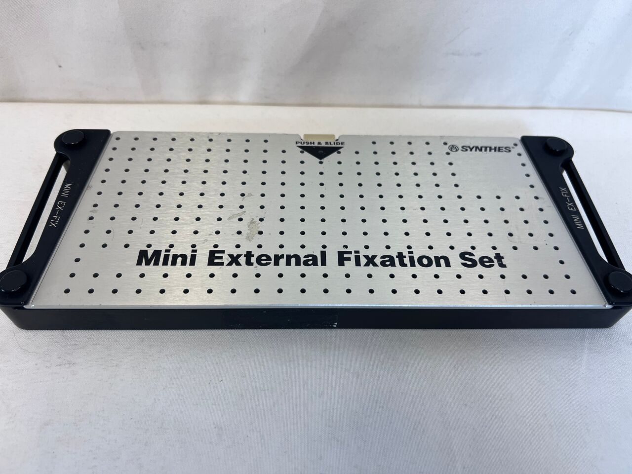 SYNTHES  Mini External Fixation Set — photo 4