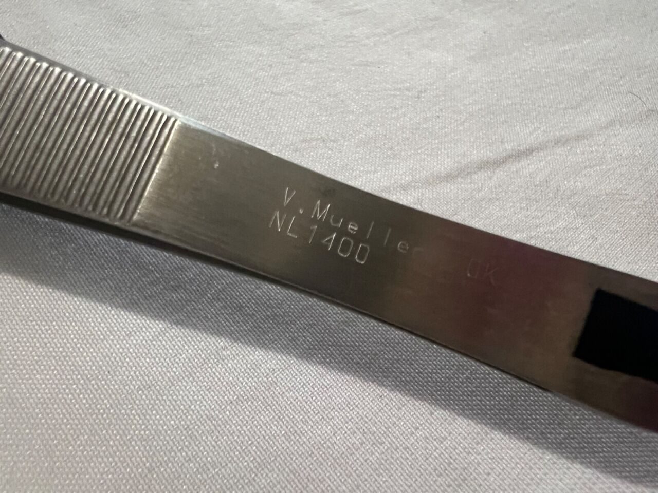 V. MUELLER NL1400 1x2 Teeth 4-3/4" Adson Dressing Forceps — photo 4