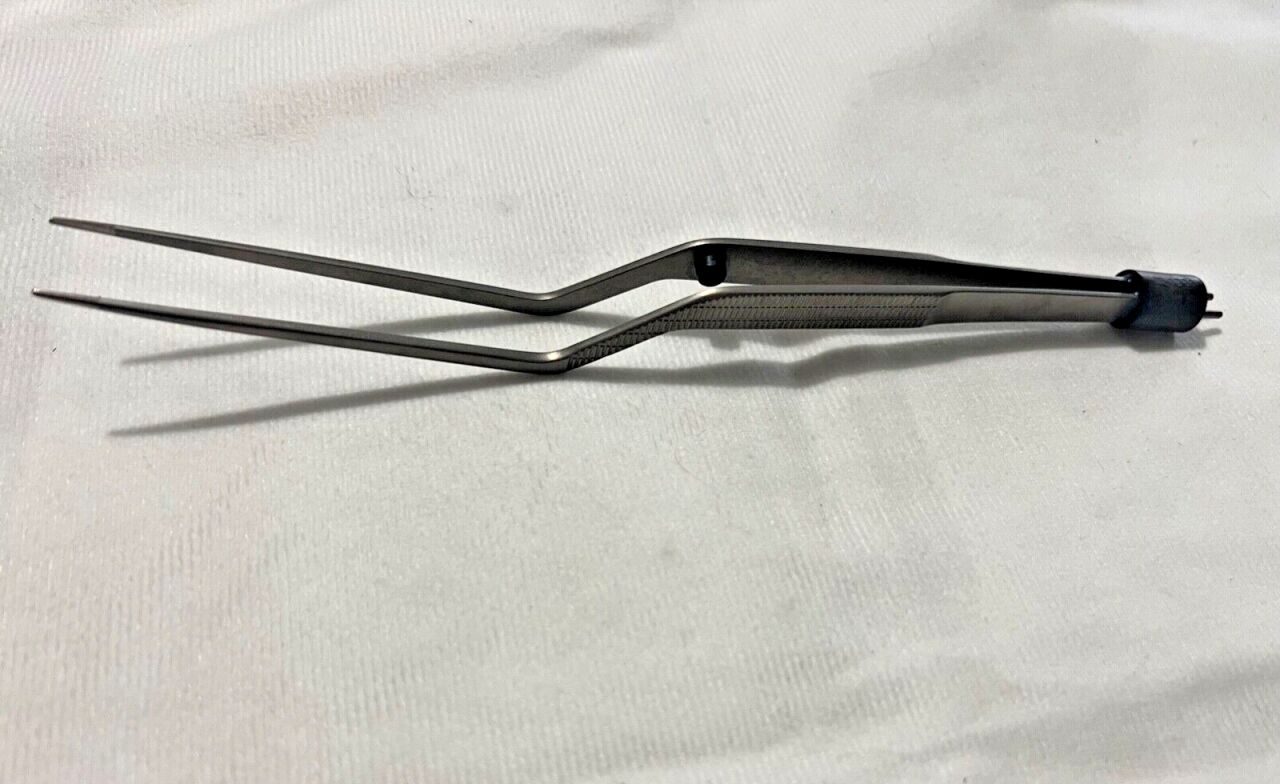 V. MUELLER M43106-01 Bayonet Bipolar Forceps 9-1/2" Length — photo 1