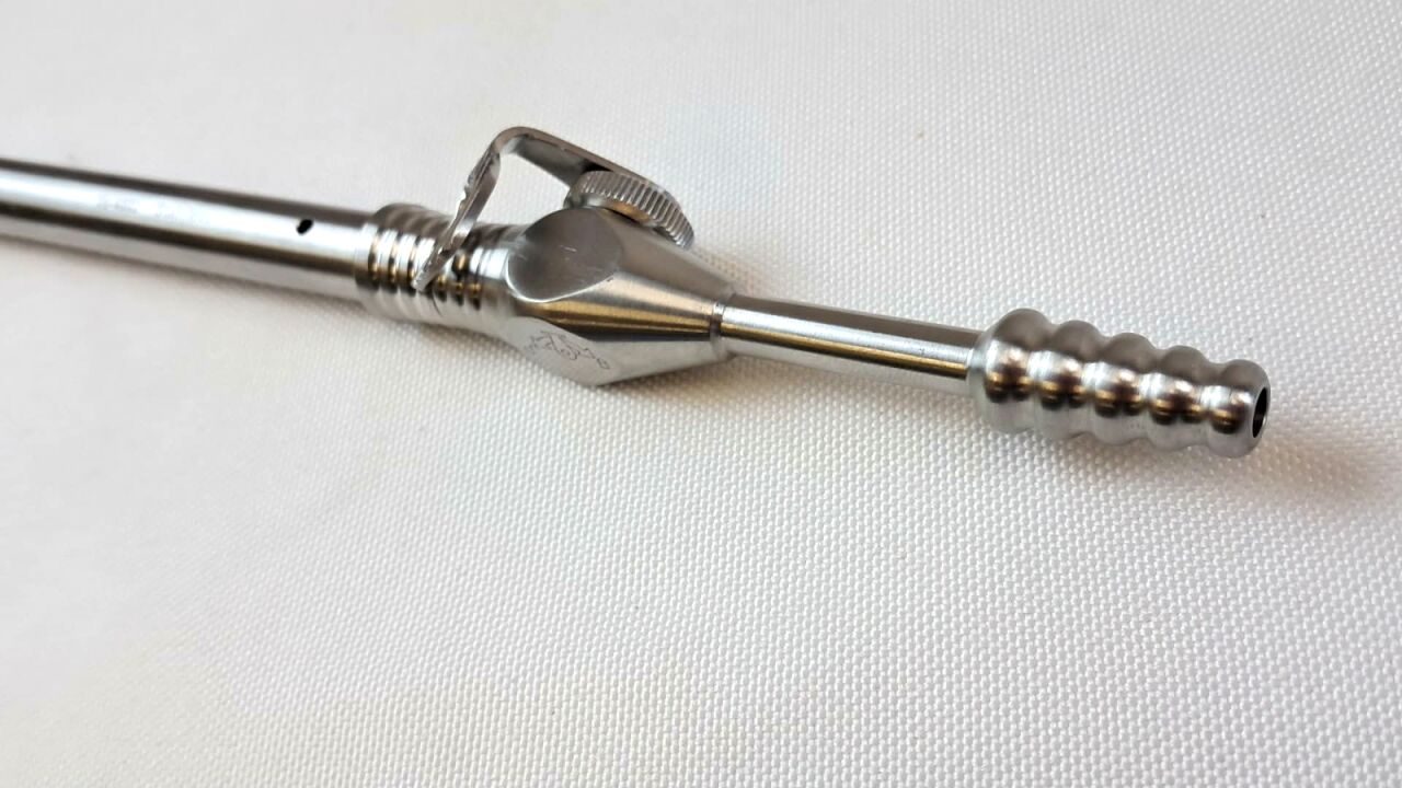 SYMMETRY 70-4002 Poole Suction Tube w/ Finger Cutoff 30 Fr 10 1/4" — photo 3