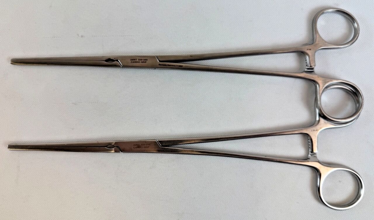 JARIT 320-240 Glover Coarctation Clamp 1x2 Teeth 10.2" CVOR — photo 1