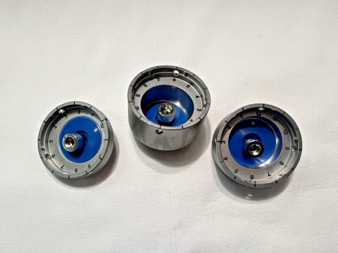 TORNIER  Set of 3 Orthopedic Shoulder Repair Trials — photo 2