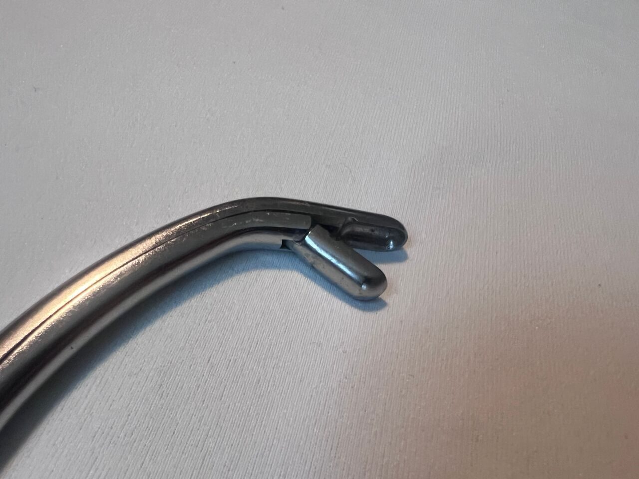 SYNTHES 389.848 T-PLIF Pituitary Rongeur 6mm Upward Opening Punch — photo 3