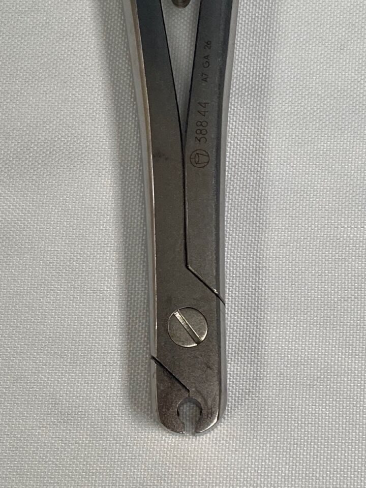 SYNTHES 388.44 USS 6mm Rod Holding Forceps — photo 7