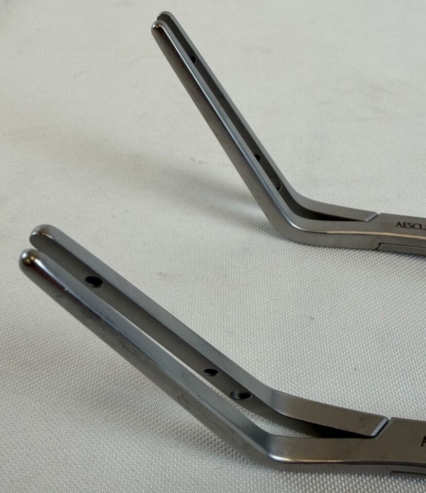 AESCULAP MB093R Fogarty Atraumatic Vascular Clamps Hydragrip Angled 8.5" — photo 3