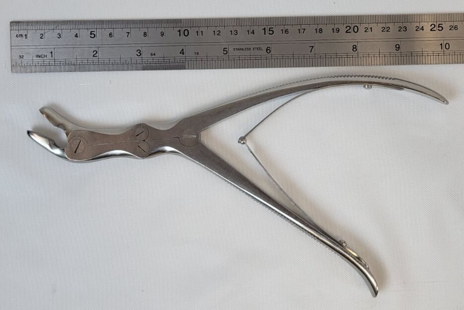 CODMAN 53-1126 Leksell Laminectomy Double Action Rongeur Curved 8mm — photo 7