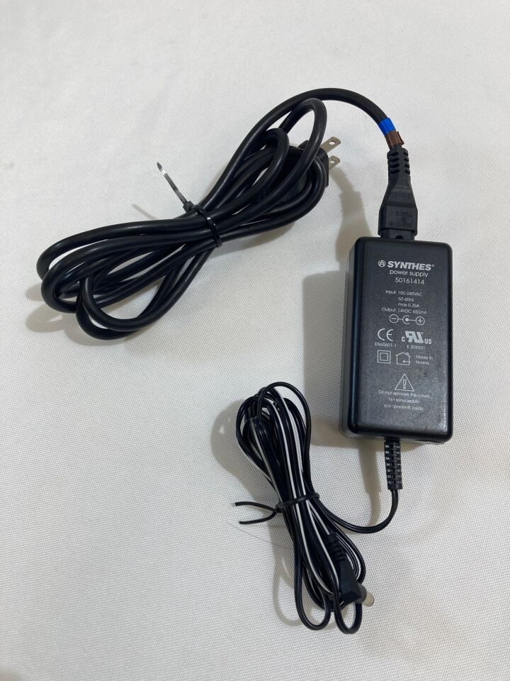 SYNTHES 05.001.099 Maintenance Unit & Power Supply — photo 9