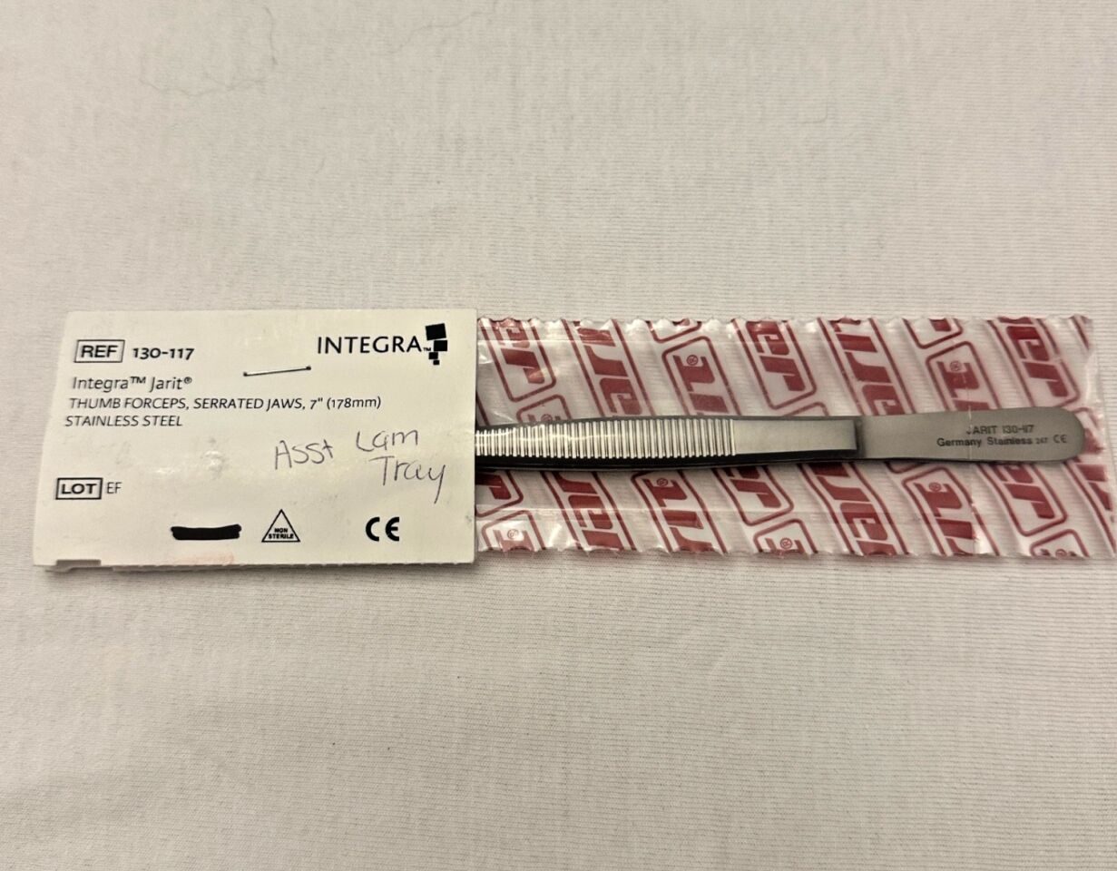 INTEGRA 130-117 Thumb Forceps Serrated Jaws 178mm