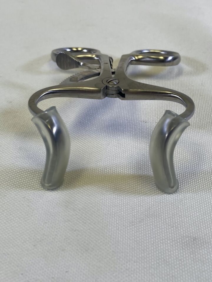 MILLENNIUM SURGICAL 2-7434 Sluder Jansen Mouth Gag Pediatric 4" (100mm) ENT — photo 7