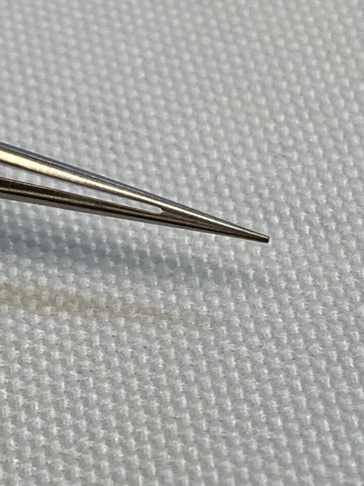 AMBLER SURGICAL 2252E Castroviejo Suturing Forceps 4 3/8" 0.12mm 1x2 Teeth — photo 6