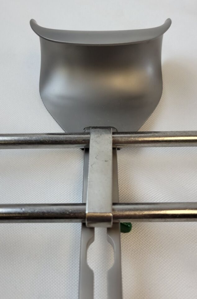 V. MUELLER  Balfour Abdominal Retractor With Center Blade — photo 4