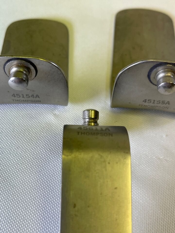 THOMPSON SURGICAL Various Cervical Retractor Blades Set w/ Case — photo 3