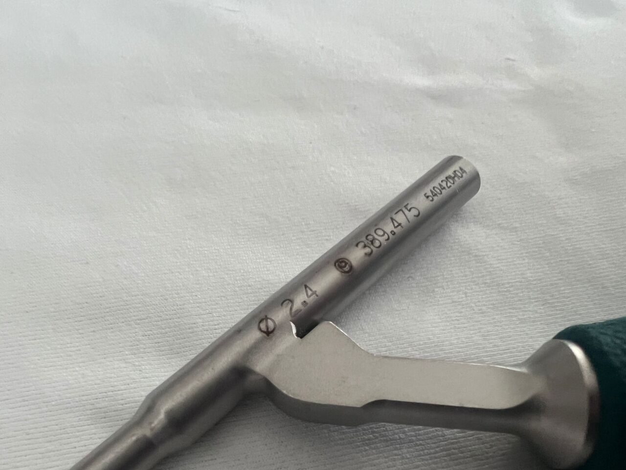 SYNTHES 389.475 Orthopedic 14mm Drill Guide For 2.4mm Drill Bits — photo 2