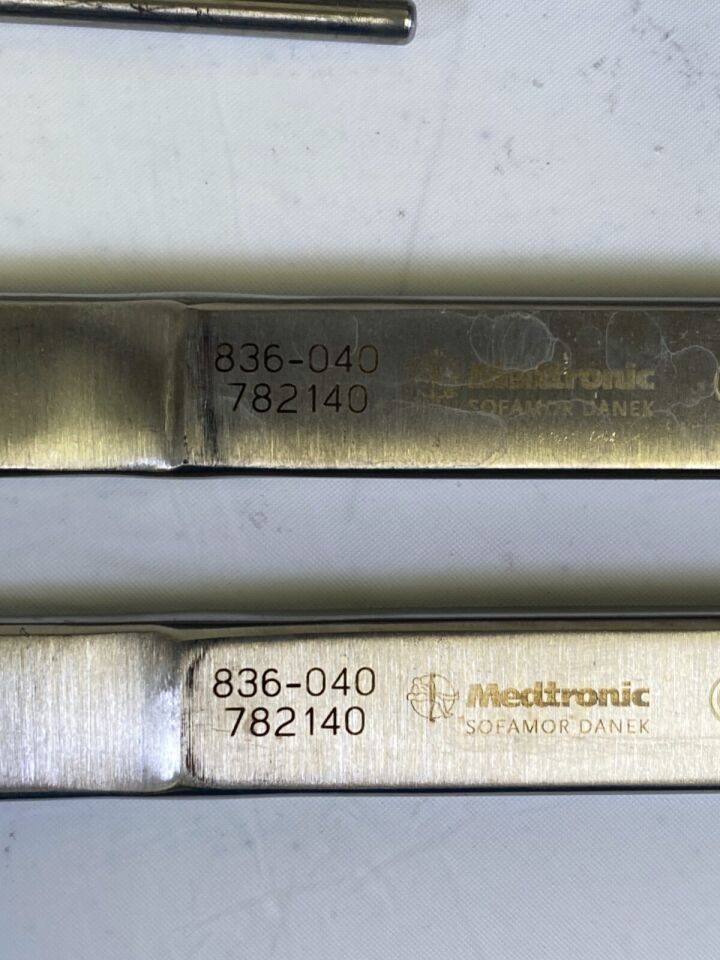 MEDTRONIC 3D Large Cutter & Left and Right Distractors Set TSRH 3D Cutter & Distractors Set w/ Case — photo 3