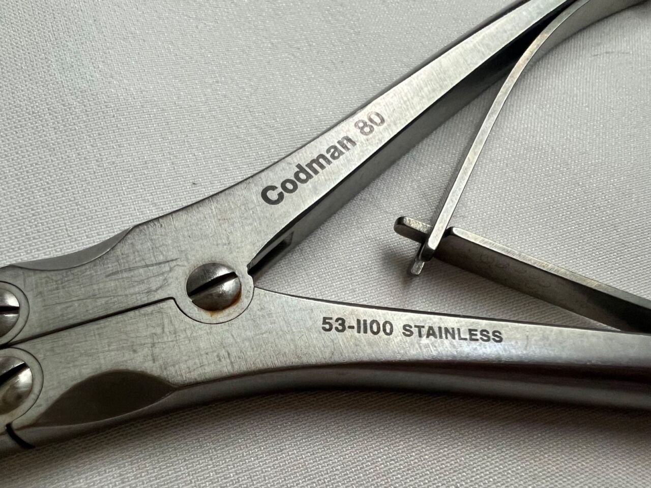 CODMAN 53-1100 Beyer Rongeur Forceps 3mm Slightly Curved Jaws 7" Length — photo 3