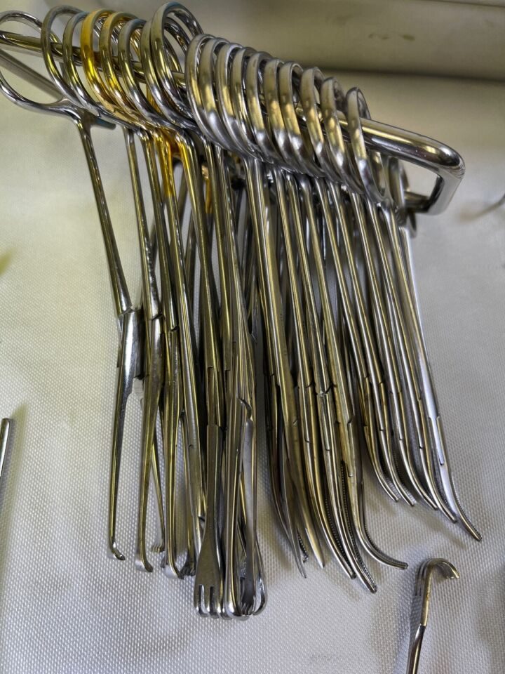 PILLING WECK  27 Piece Thyroid Instrument Tray w/ Sterilization Pan ENT — photo 4