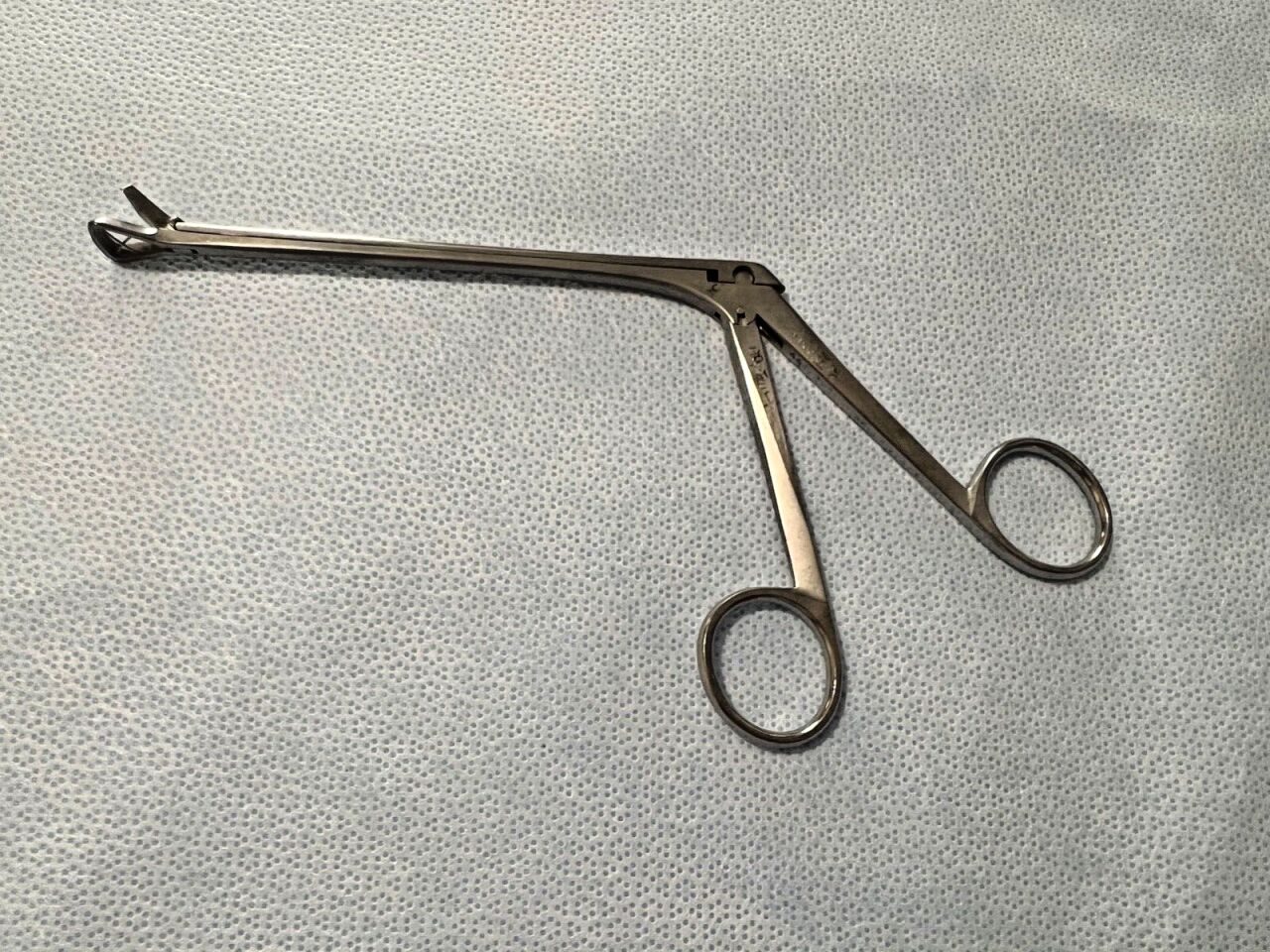 V. MUELLER MO2170 Schmeden Tonsil Punch 6mm x 10mm Jaws 8" Length ENT — photo 1