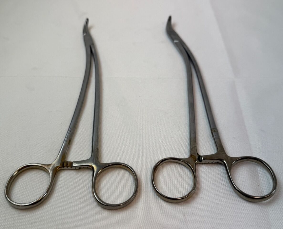 CODMAN 36-4015 T/C Jaw Stratte Needle Holders 9" Pair — photo 5