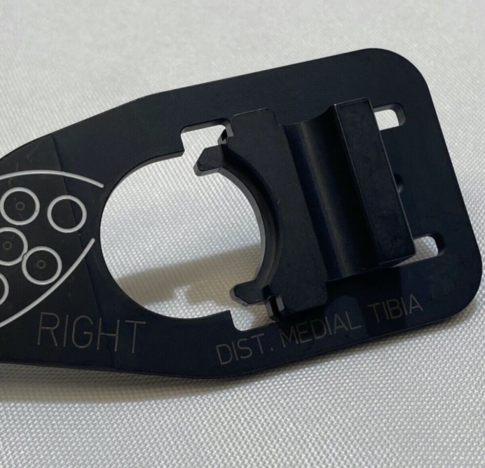 STRYKER 702795 AxSOS Shaft Hole Locator Distal Medial Tibia Trial — photo 3