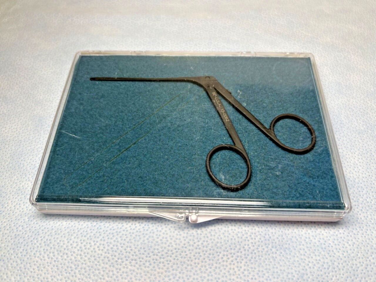 RICHARDS 13-0062 Wire Closure Forceps 2.7" Up Angle Jaw w/ Case