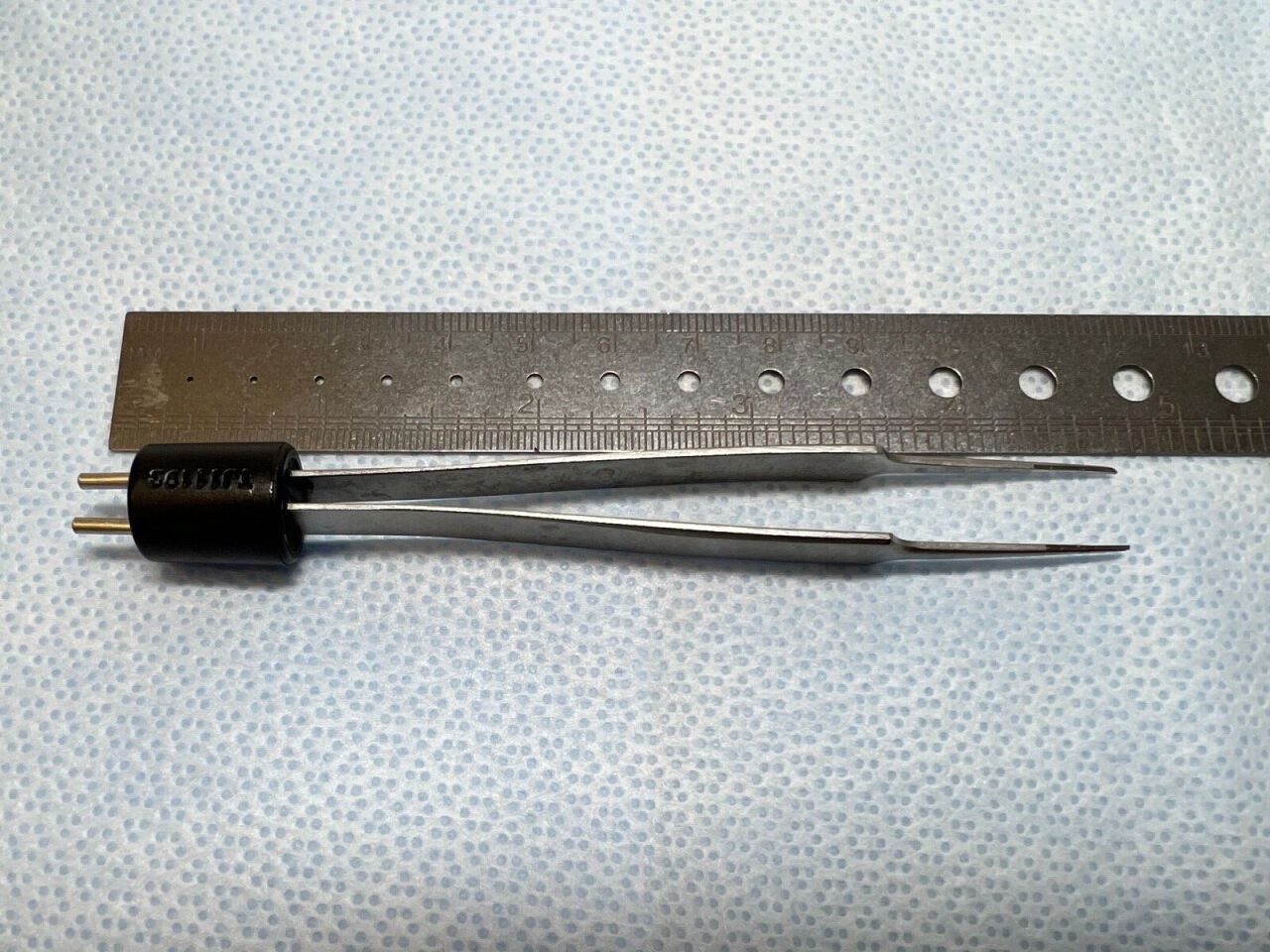 SSI 08-0001 Bipolar Forceps 4.5" X 4mm Tips — photo 4