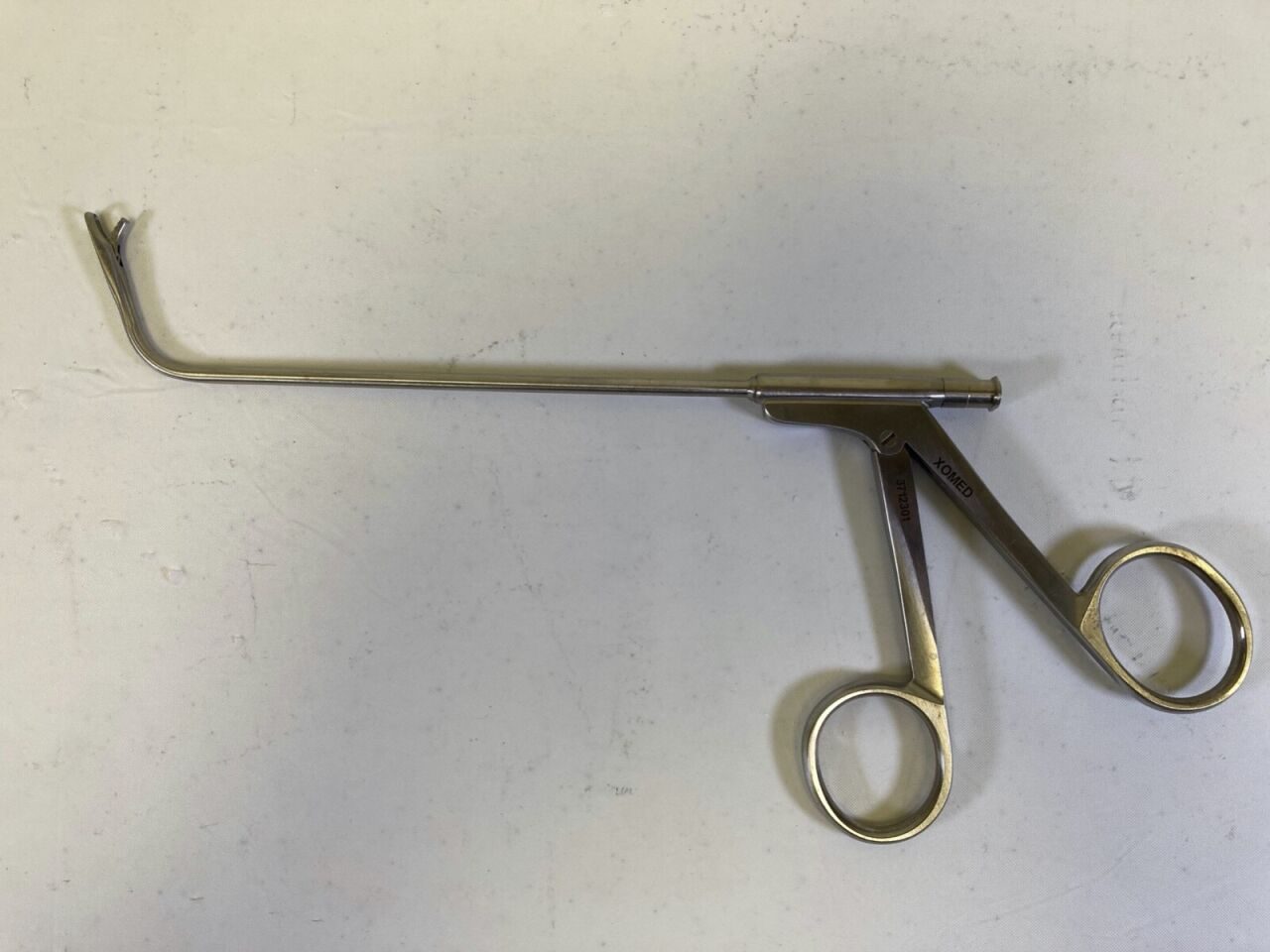 XOMED INTEGRA 3712301 Frontal Sinus Recess Giraffe Forcep 110deg Vertical Jaws ENT — photo 1